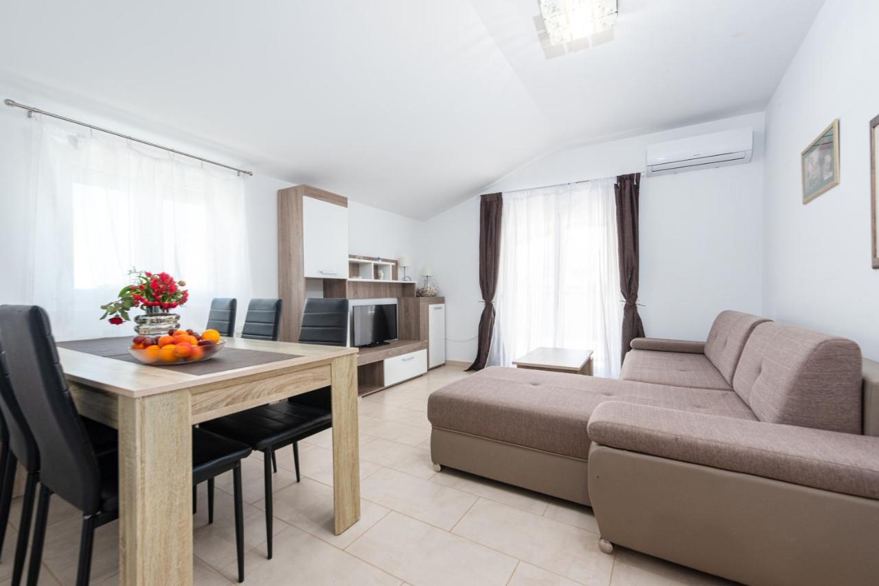 Apartment Noa'S Garden Bibinje Dış mekan fotoğraf